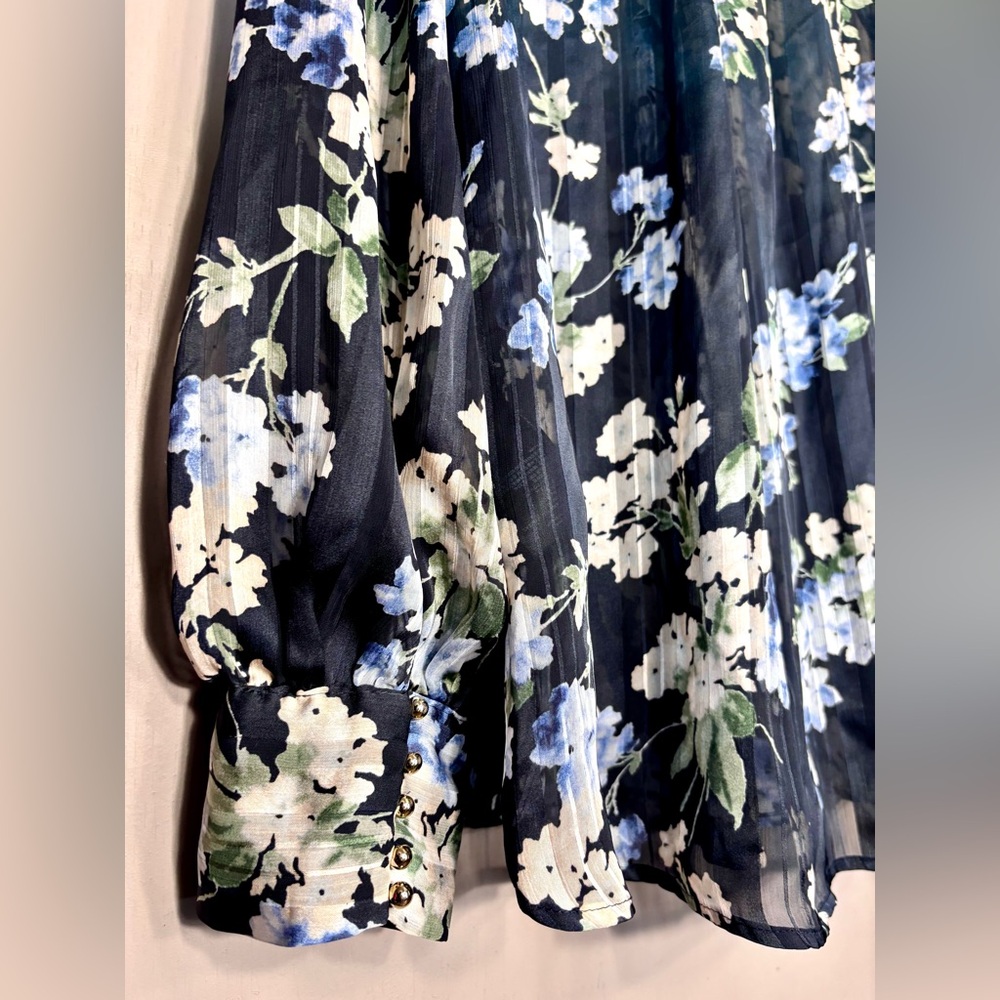 H&M Navy Floral Sheer Blouse - Picture 8 of 10